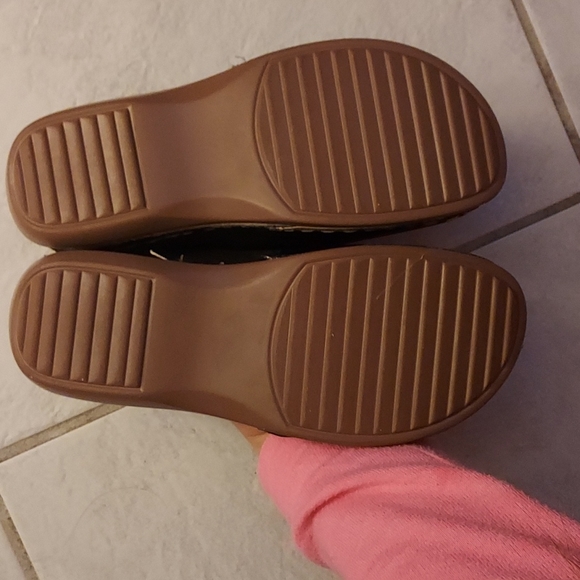 Women Clog Sandal Ladies Comfort Closed Toe Wedges Platform Shoes Flower Slipper - Picture 2 of 3